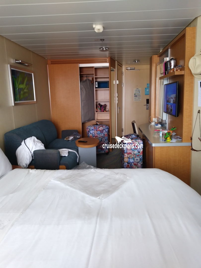 Oasis of the Seas Cabin 12318