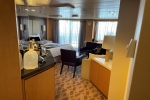 Deluxe Verandah Suite Stateroom Picture