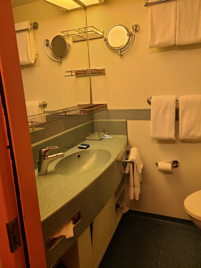 Carnival Glory Stateroom 7236