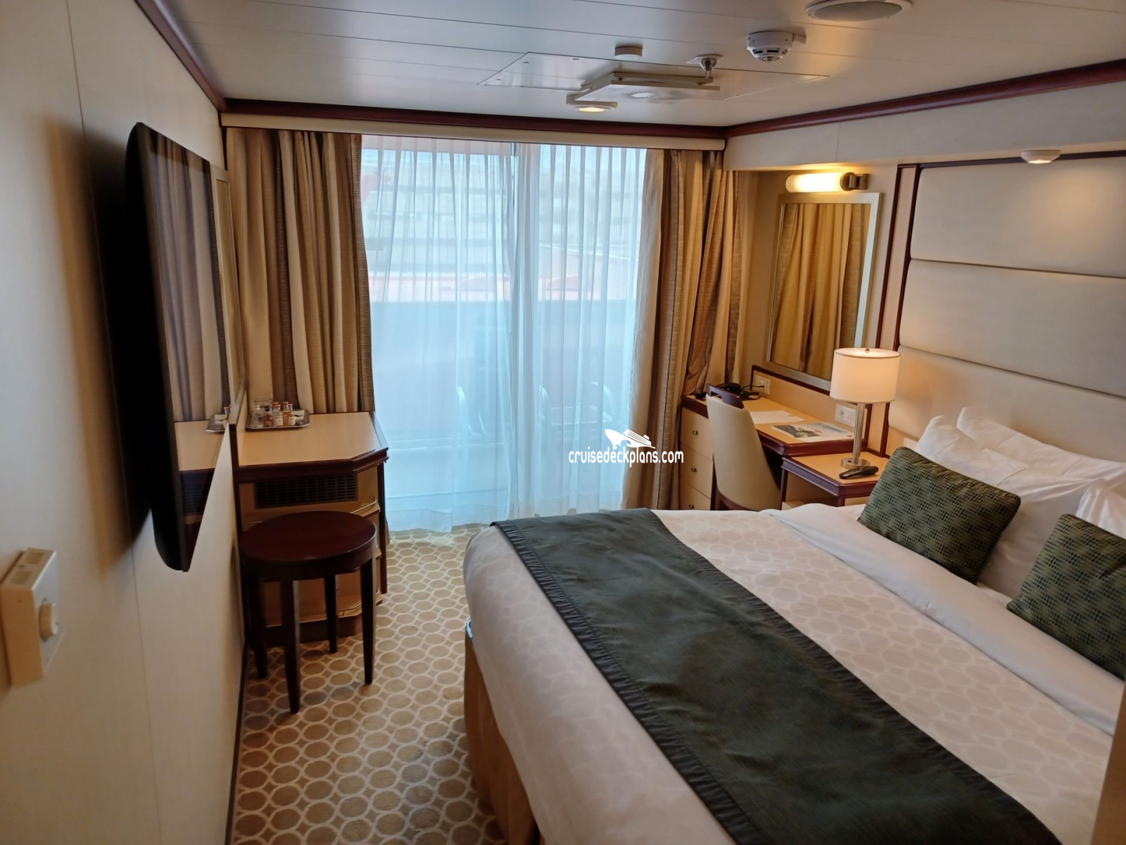 Regal Princess Cabin E525