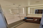 Deluxe Verandah Stateroom Picture