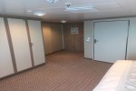 Deluxe Stateroom Picture