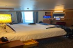 Deluxe Verandah Stateroom Picture