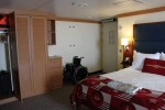 Deluxe Verandah Stateroom Picture