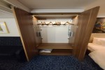 Deluxe Family Verandah Stateroom Picture