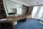 Deluxe Verandah Stateroom Picture