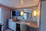 Deluxe Stateroom Picture