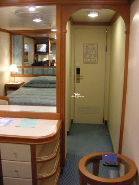 Sapphire Princess Interior Stateroom