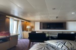 Deluxe Verandah Suite Stateroom Picture