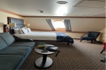 Deluxe Oceanview Stateroom Picture