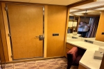 Deluxe Verandah Suite Stateroom Picture