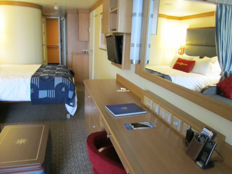 Disney Dream Stateroom 9158