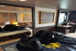 YC-Deluxe Stateroom Picture