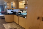 Queens Suite Stateroom Picture