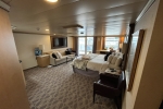 Deluxe Verandah Suite Stateroom Picture