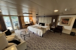 Deluxe Verandah Suite Stateroom Picture