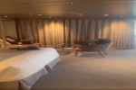 Whirlpool-Suite Stateroom Picture