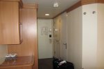 Deluxe Verandah Stateroom Picture