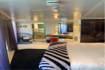 Corner-Suite Stateroom Picture