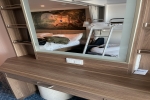 Deluxe Verandah Stateroom Picture