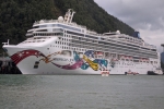 Norwegian Jewel Exterior Picture