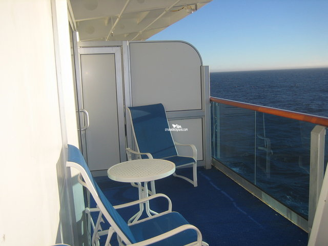 Golden Princess Cabin E729