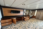 Royal Family Suite Stateroom Picture