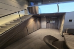 Yacht-Duplex-Whirlpool Stateroom Picture