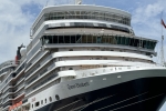 Queen Elizabeth Exterior Picture