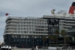 Queen Elizabeth Exterior Picture