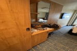 Cove Stateroom Picture