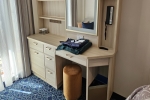 Deluxe-Verandah Stateroom Picture