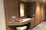 Deluxe Oceanview Stateroom Picture