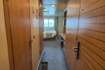 Deluxe Oceanview Stateroom Picture
