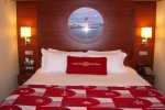 Deluxe Interior Stateroom Picture