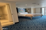 Deluxe Verandah Stateroom Picture