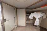Deluxe Balcony Stateroom Picture
