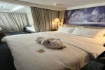 Deluxe-Verandah Stateroom Picture