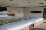Deluxe Owner Suite Stateroom Picture
