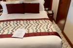 Penthouse Suite Stateroom Picture