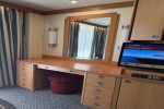 Deluxe Verandah Stateroom Picture