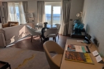 Junior Stateroom Cabin 9076. Picture