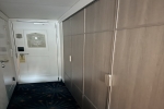 Deluxe Oceanview Stateroom Picture