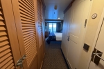 Deluxe Verandah Stateroom Picture