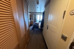 Deluxe Verandah Stateroom Picture