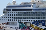 Norwegian Jewel Ship Picture  1