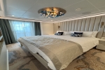 2-Royal Stateroom Cabin 13000. Picture