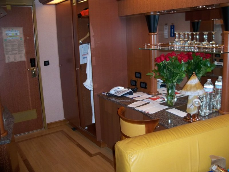 Carnival Dream Stateroom 7307