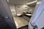 Yacht-Deluxe Stateroom Cabin 15021. Picture