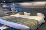 Yacht-Club-Deluxe Stateroom Cabin 18023. Picture